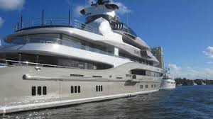 mega yacht cruise
